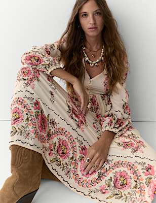 Printed V-Neck Maxi Tea Dress