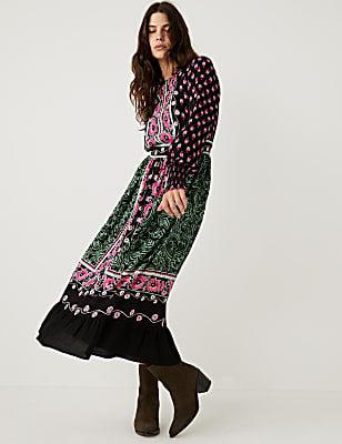 Floral Round Neck Midaxi Waisted Dress