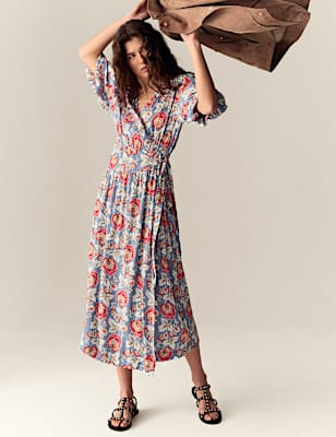 Floral V-Neck Gathered Midi Wrap Dress