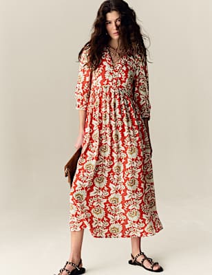 Floral V-Neck Midaxi Tea Dress