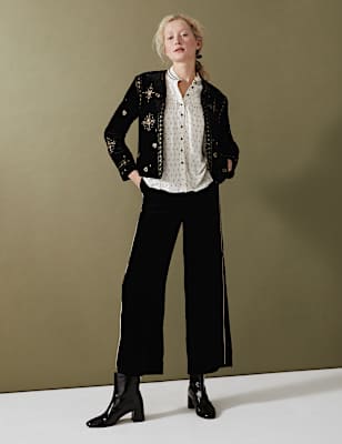 Velvet Embroidered Collarless Short Jacket