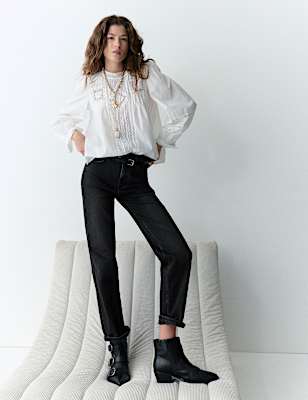 Mid Rise Straight Leg Ankle Grazer Jeans