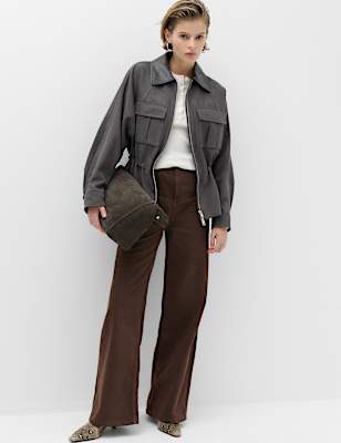 The Wide-Leg Jeans