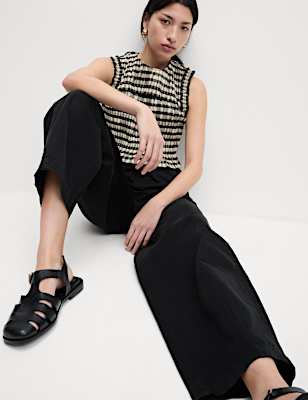 Elasticated Waist Barrel Leg Casual Trousers