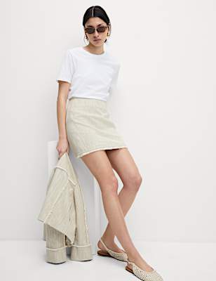 Pure Cotton Frayed Seam Mini Skirt