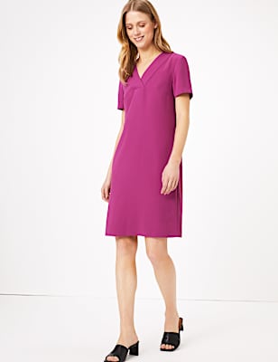 Crepe V-Neck Knee Length Shift Dress