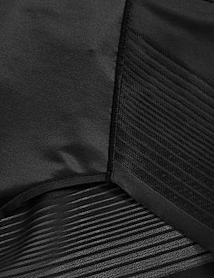 Body Define&trade; Firm Control Waist Cincher Knickers