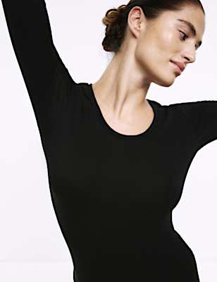 Heatgen™ Medium Thermal Scoop Neck Top