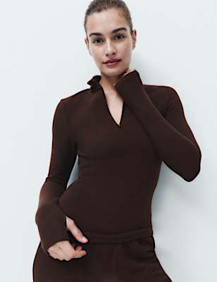 Heatgen&trade; Maximum Thermal Funnel Neck Top