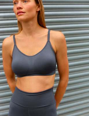 Low Impact Seamless Non Wired Sports Bra