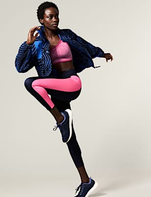 Reversible Seamless Medium Support Sports Bra