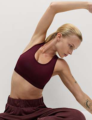 Reversible Seamless Medium Support Sports Bra