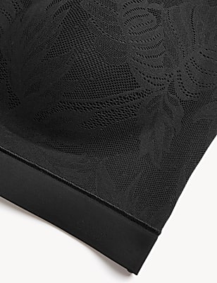 Flexifit™ Lace Non Wired Crop Top