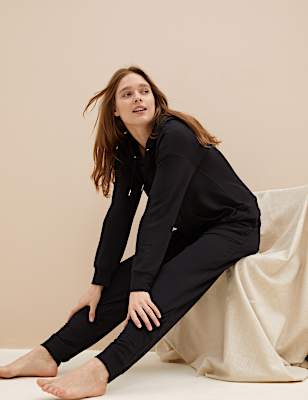 Flexifit&trade; Lounge Joggers