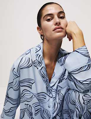 Dream Satin™ Printed Revere Pyjama Set