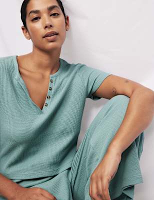 Cropped Cotton Blend Waffle Henley Pyjama Set