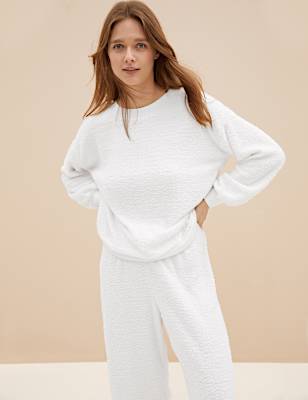 Fluffy Knit Lounge Sweatshirt