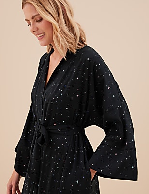 Dream Satin™ Star Print Short Wrap