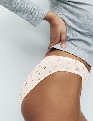 5pk Cotton Lycra&trade; High Leg Knickers