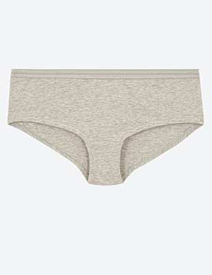 Sporty Waist Low Rise Shorts