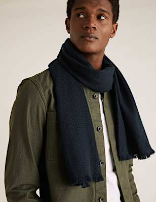 Geometric Textured Scarf