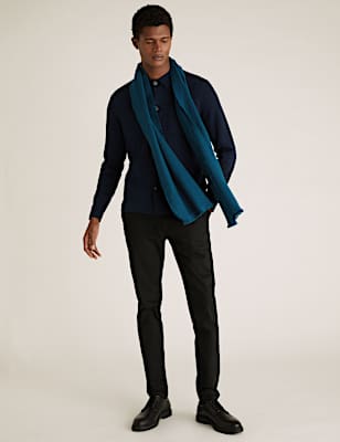 Geometric Textured Scarf