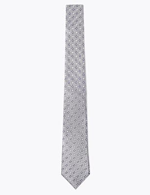 Slim Geometric Tie
