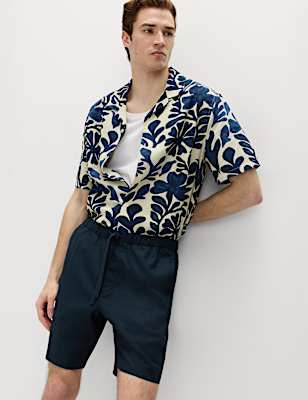 Cotton Linen Blend Stretch Shorts