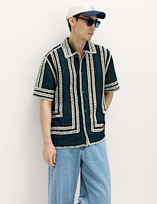 Regular Fit Knitted Short Sleeve Shirt