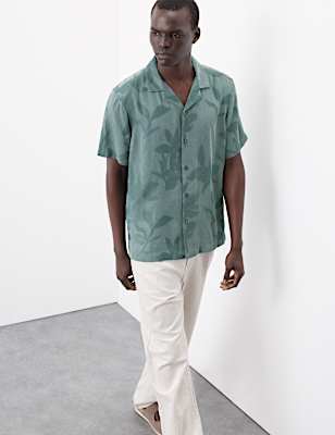 Regular Fit Short Sleeve Cuban Collar Shirt