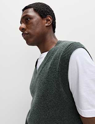 Lambswool Blend V-Neck Knitted Vest