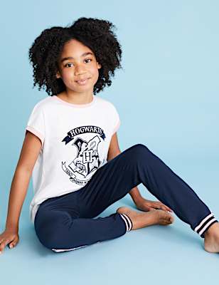 Harry Potter&trade; Hogwarts Pyjama Set