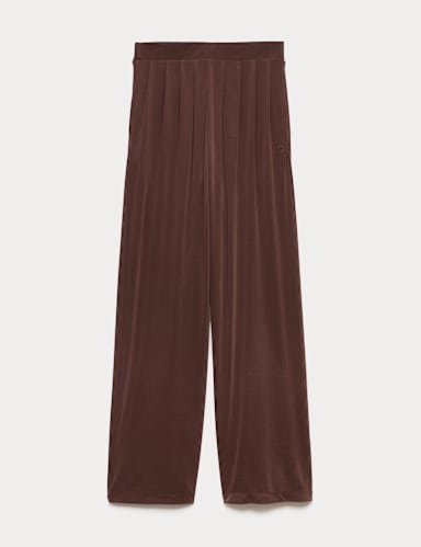 Modal Rich Pleated Wide Leg Joggers.