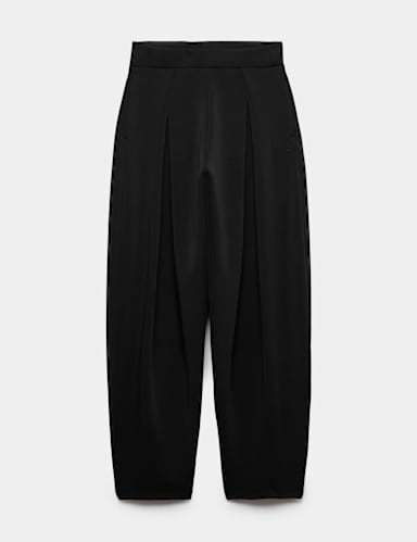 Sandwash Supersoft Pleated Barrel Leg Jogger.