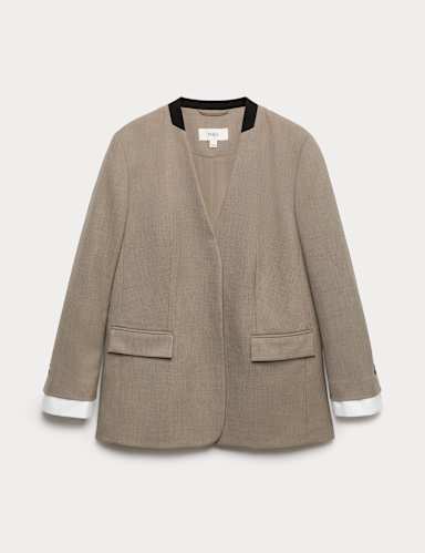 Collarless Relaxed Blazer.