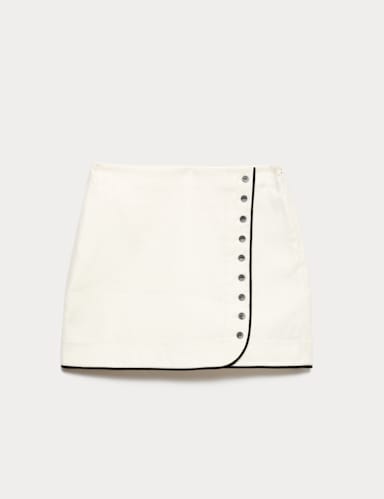 Linen Blend Contrast Piping Mini Skirt.