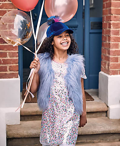 The Best Christmas Outfits & Partywear For Girls | M&S US