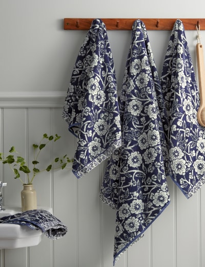 Peacock blue towels hot sale