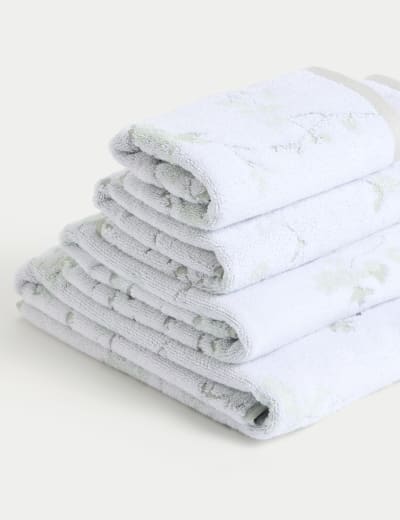 Cotton quick dry towels on sale