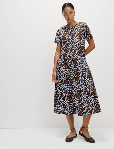 国内未入荷 STARTEXCEEDEND - Snake Print V-Neck Jersey Jersey Snake Print V-Neck Midi Waisted Dress | Live