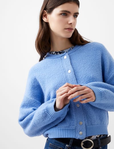 Short knitted jacket hot sale