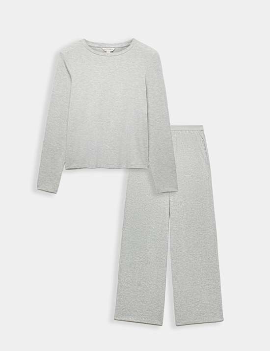 Set aus Langarm-Schlafanzugoberteil und -hose mit hohem Modalanteil