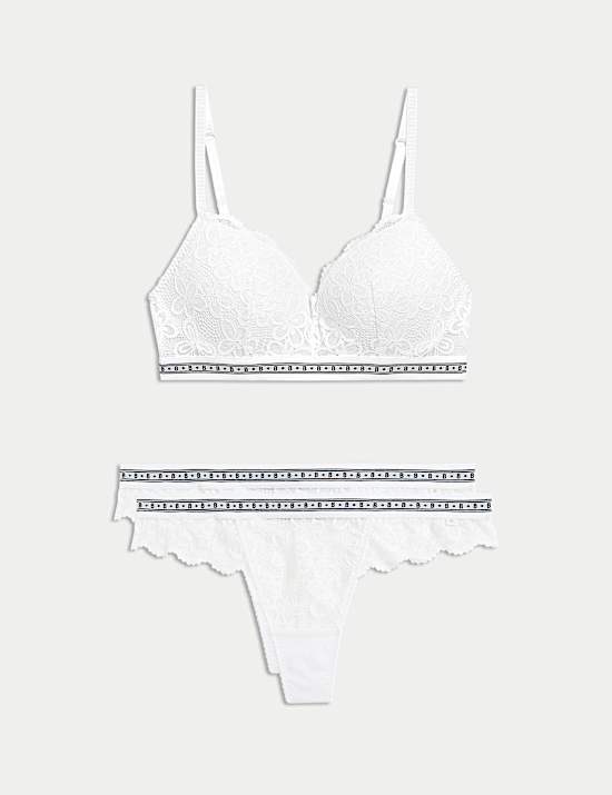 Set Bra Push Up Tanpa Kawat Renda Cleo A-E