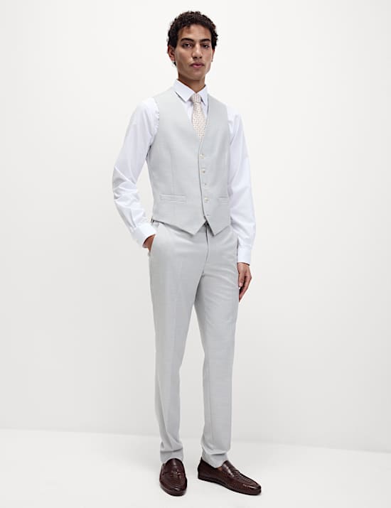 Schmal geschnittener Anzug mit Stretchanteil