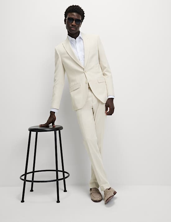 Slim fit