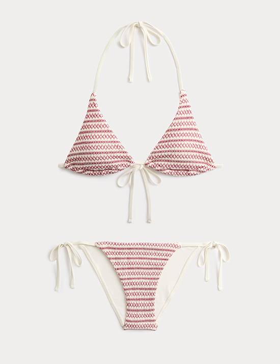 Gesmoktes Dreiecks-Bikinioberteil