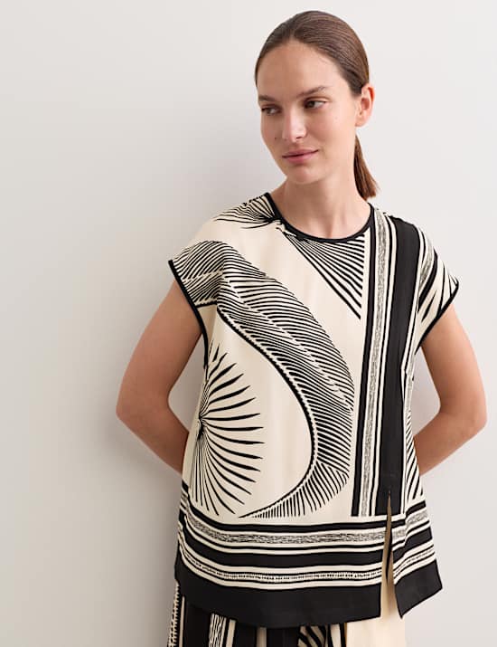 Printed Collarless Top & Trouser Set