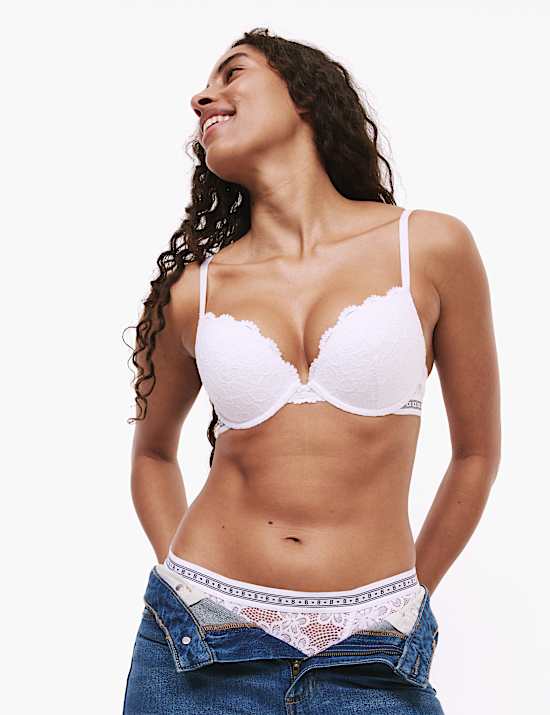 Soutien-gorge plongeant push-up à armatures en dentelle Cleo, bonnets A à E