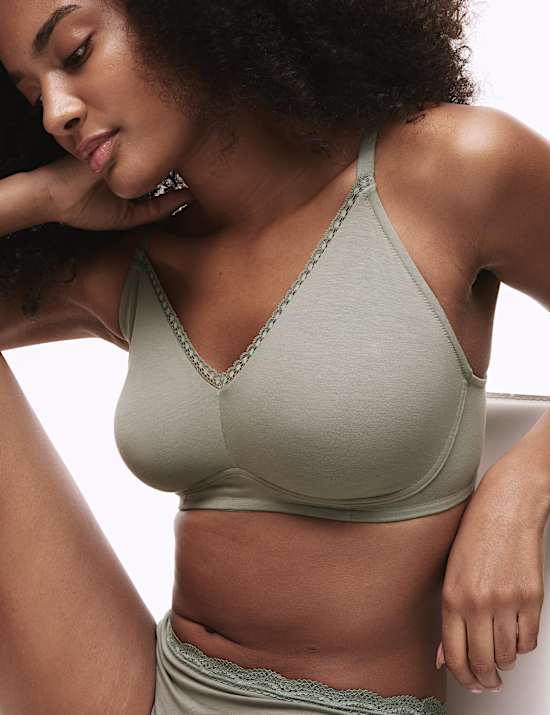 Bügellose Vollschalen-BH-Set (A–E)