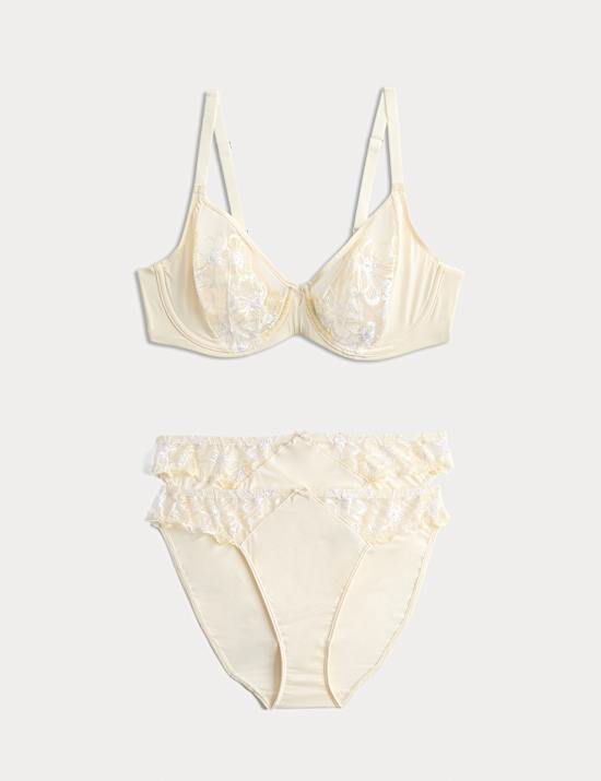 Embrace Embroidered Wired Full Cup Bra Set A-E